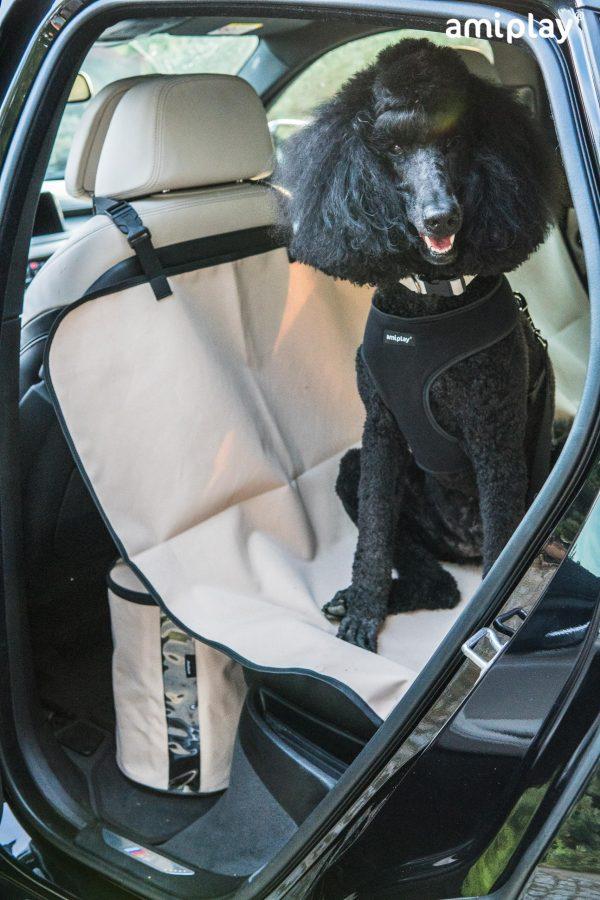 Zaščitna prevleka za zadnje sedeže avtomobila amiTravel